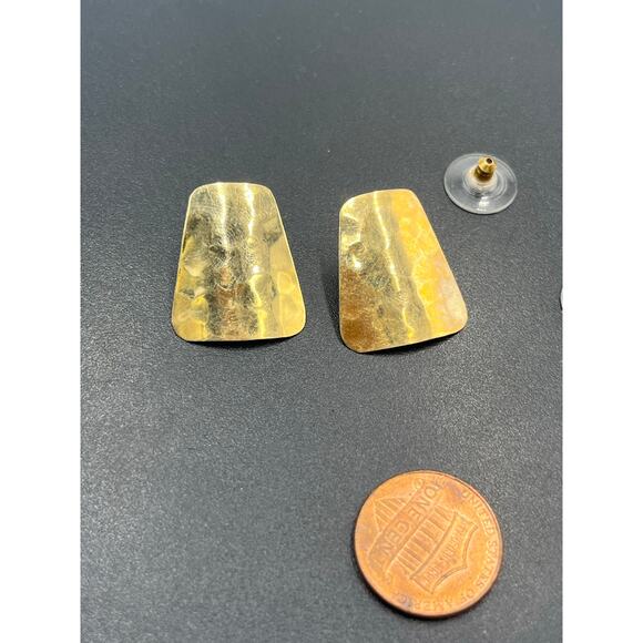 14k Yellow Gold Hammered Textured Organic Shape Artisan Earrings 2.1 grams - Picture 9 of 13